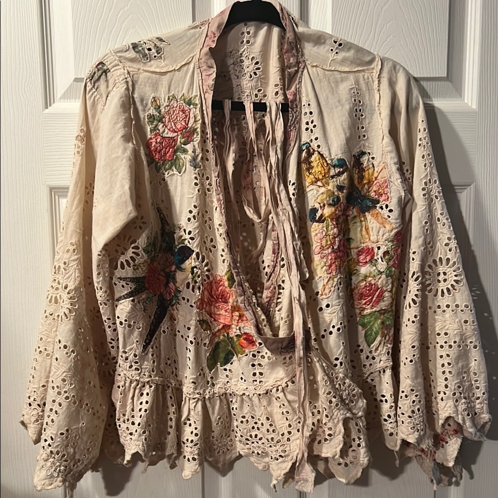 Magnolia Pearl Cream Ruffled Long Sleeve Blouse